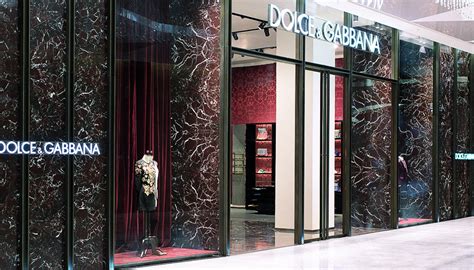 dolce gabbana merchandising intern|HG.